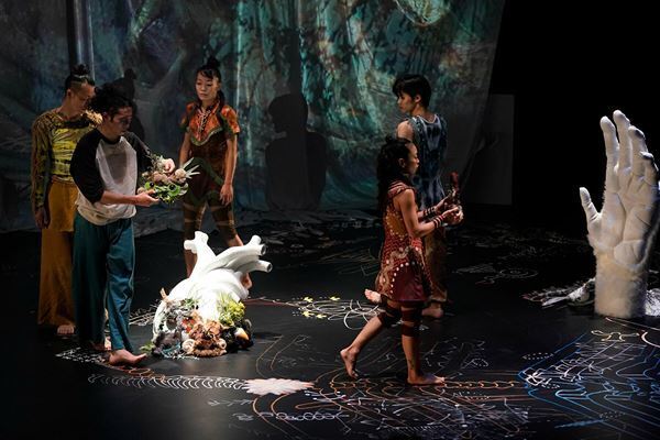 観るだけでは得られない何かと出会える『ククノチ テクテク マナツノ ボウケン』、KAAT 神奈川芸術劇場にて7月20日より