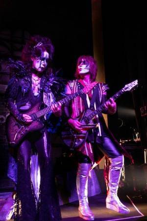 聖飢魔II、松戸・森のホール21で『35++執念の大黒ミサツアー』スタート