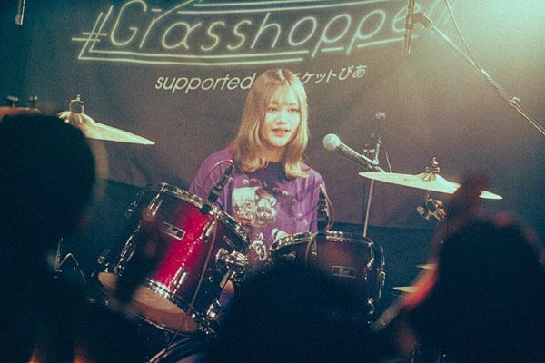 『Grasshopper vol.7』アカネサス×chef’s 音楽から元気と癒しがあふれ出す女声バンドのツーマン！