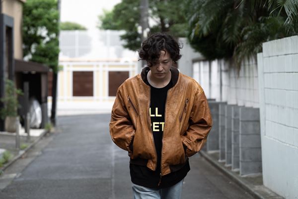 ROTH BART BARON、7thアルバム『HOWL』をリリース「こんなに彩りとエナジーに溢れたアルバムを2022年に作れてよかった」