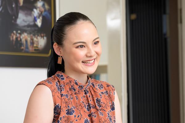 故・浅利慶太に想いを馳せて......四宮吏桜と中村ひよりが挑むミュージカル『夢から醒めた夢』