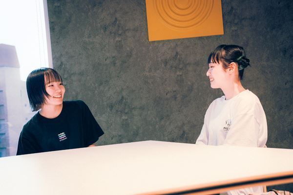 【対談】もっさ（ネクライトーキー）×なち（サバシスター）　意外にも共通の悩みを抱えていることが発覚