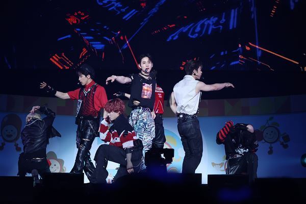 JO1が『めざましテレビ30周年フェス』で7曲を披露　会場の約1万人とめざましじゃんけんも