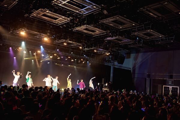 ファンとの絆、自分たちの原点を確かめる『GENIC LIVE HOUSE TOUR 2022 -We Gotta Move-』レポート
