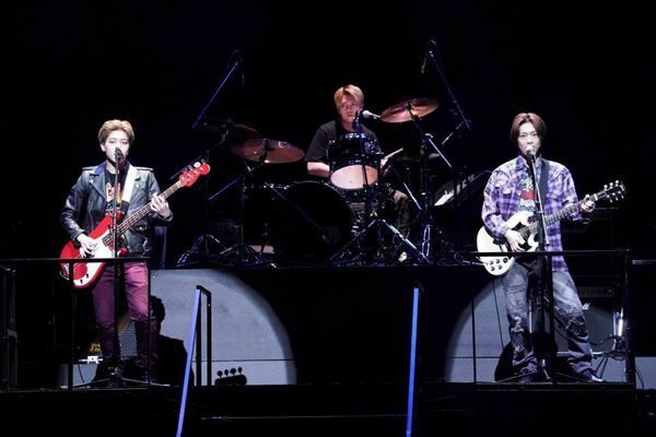 東野圭吾のベストセラー小説をリアルな演出で立ち上げる　村井良大、spi、三浦透子ら出演『ミュージカル「手紙」2022』上演中