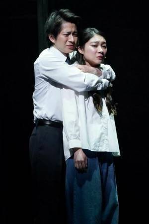 東野圭吾のベストセラー小説をリアルな演出で立ち上げる　村井良大、spi、三浦透子ら出演『ミュージカル「手紙」2022』上演中