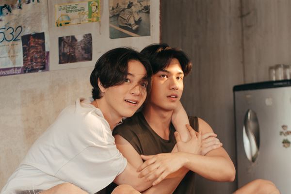 タイのBLスターたちが出演する映画『卒業 ～Tell the World I Love You～』よりネットのインタビュー映像が到着