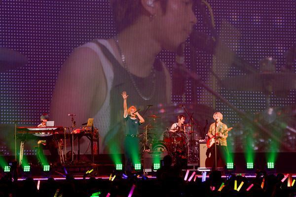 「卒業しても俺たちは仲間だから」DISH//が後輩たちに渡したバトン「EBiDAN THE LIVE 2022～EBiDAN AWARDS～」2日間ライブレポート