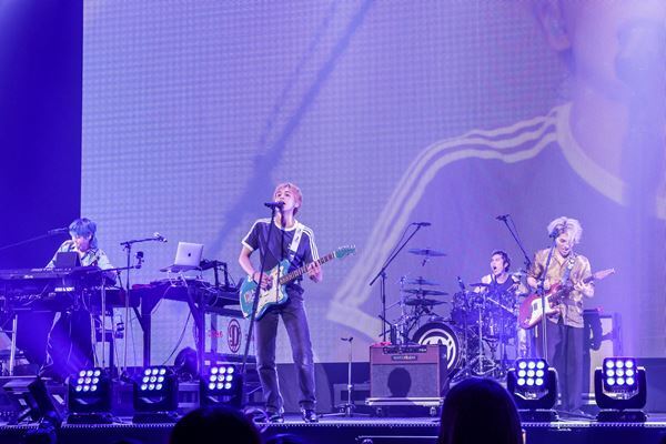 「卒業しても俺たちは仲間だから」DISH//が後輩たちに渡したバトン「EBiDAN THE LIVE 2022～EBiDAN AWARDS～」2日間ライブレポート