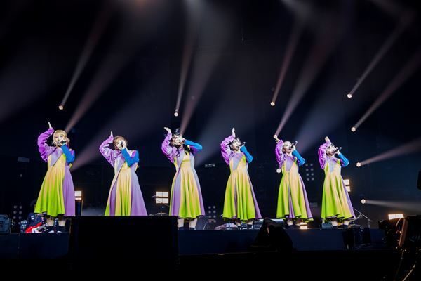 BiSH、4年ぶりの横アリ公演で代々木第一体育館ワンマン『世界で一番綺麗なBiSH』の開催を発表