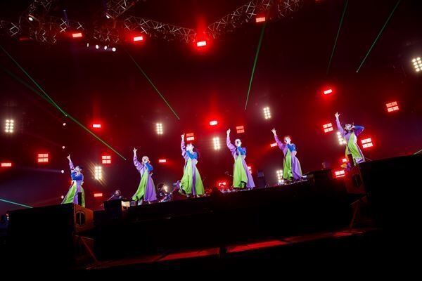 BiSH、4年ぶりの横アリ公演で代々木第一体育館ワンマン『世界で一番綺麗なBiSH』の開催を発表