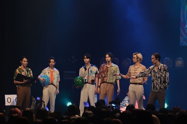 SUPER★DRAGONが遅れて来た“夏”を届ける、FC限定ライブ『For BLUE』振替公演オフィシャルレポート