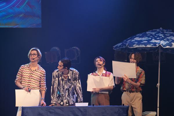 SUPER★DRAGONが遅れて来た“夏”を届ける、FC限定ライブ『For BLUE』振替公演オフィシャルレポート