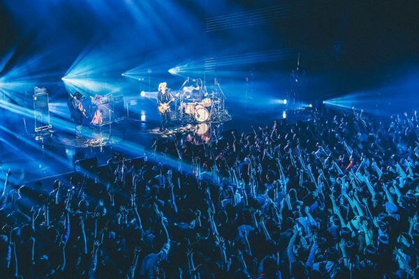 ACIDMANのベストライブ東京公演オフィシャルレポート「音楽っていいなと思う、そんな夜をみんなと紡げたら」