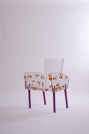 アクリルやガラスの家具で知られるデザイナー・倉俣史朗の初期から晩年までの仕事を紹介『倉俣史朗のデザイン』開催