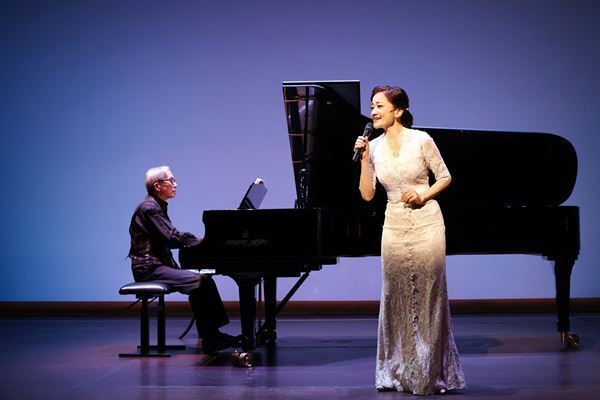 ピアノと演技を一度に楽しむ「ピアノと物語『アメリカン・ラプソディ』『ジョルジュ』」