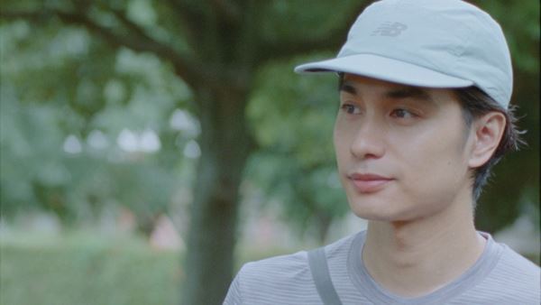 森山直太朗がずぶ濡れになりながら熱唱、ドラマ『家庭教師のトラコ』主題歌MVに中村蒼も出演