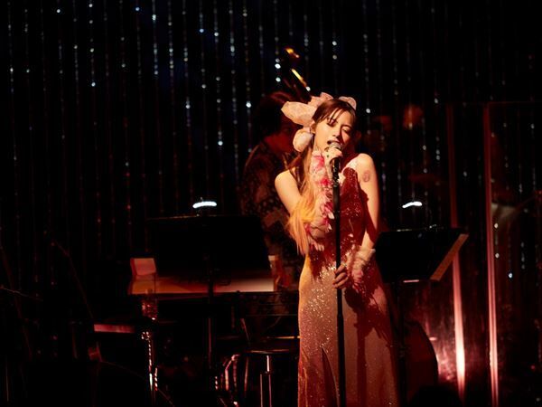 ELAIZAが初のビルボードツアー完走、アルバム『失楽園』CD発売＆追加公演の開催を発表