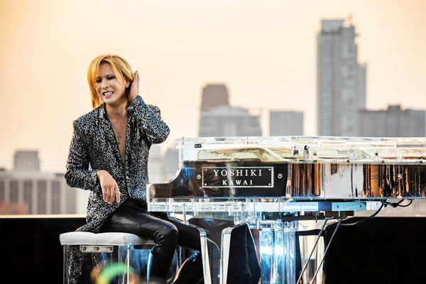 YOSHIKIがコロナ禍、そして映画『YOSHIKI：UNDER THE SKY』の制作を通して得た“生きることへの答え”「人を救うことによって自分も救われる」