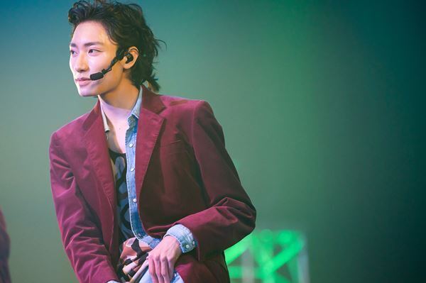 SUPER★DRAGONが『Two of Us』Vol.2に出演　5thアルバム『mirror』ジャケット写真＆詳細も発表