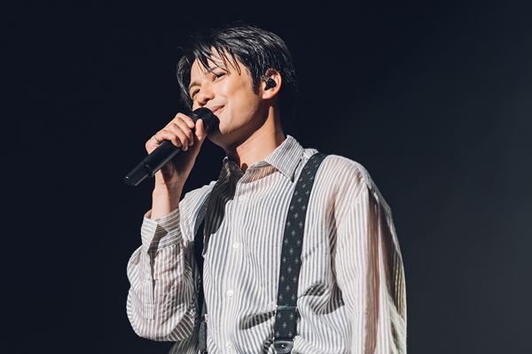 「この宝を抱きしめて精進していきます」MORISAKI WIN 初のワンマンライブツアー完走――『MORISAKI WIN -Dancing Charter Flight』ライブレポート