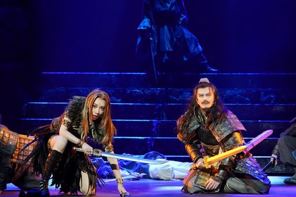 舞台『キングダム』開幕　帝劇113年目の歴史に爪痕を残す“挑戦作”にふさわしい豪華な舞台に