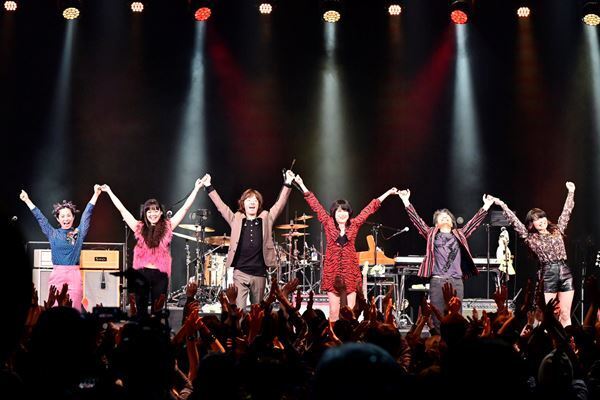 岸谷香感謝祭に根本要、和田唱がゲスト出演！　サプライズが溢れたスペシャルな一夜をレポート！