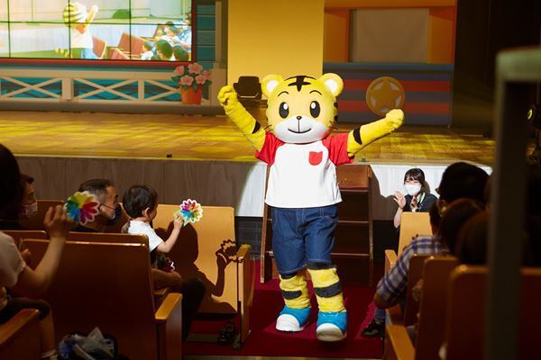 【しまじろう英語コンサート2023】初めての英語体験にも！　新作『A FUN SUMMER TRIP!』で楽しく踊ろう