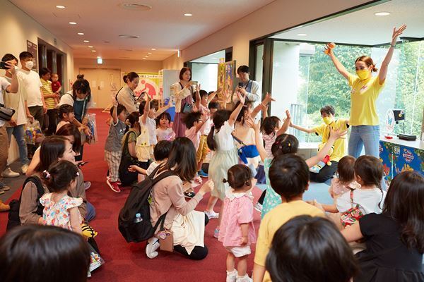 【しまじろう英語コンサート2023】初めての英語体験にも！　新作『A FUN SUMMER TRIP!』で楽しく踊ろう