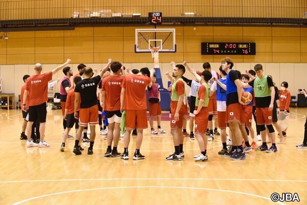 バスケットボール男子日本代表合宿に臨む候補選手たち