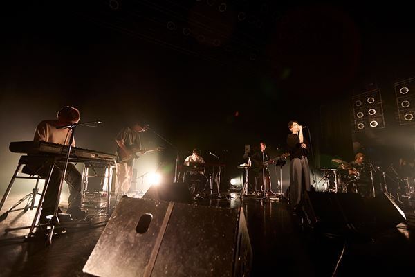 yonawo、鈴木真海子とSkaaiとの対バンツアー東京公演のオフィシャルレポート到着