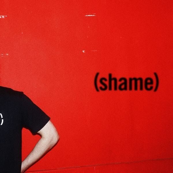 正体不明の新人アーティストRQNY、1st EPより新曲「shame」配信スタート