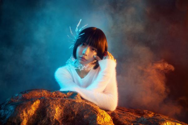 ano、作詞作曲を尾崎世界観が手がけた新曲「普変」配信リリース決定