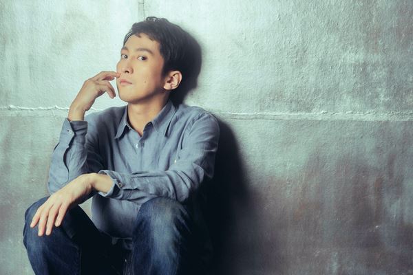 岡本健一×成河対談　語り出したら止まらない！　【前編】想像を超える戯曲『建築家とアッシリア皇帝』にどう挑む？