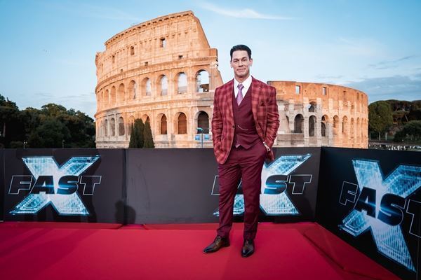 『ワイルド・スピード／ファイヤーブースト』ローマプレミアに“ファミリー”が集結！　新たな本編映像も公開