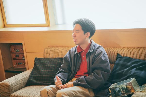 【対談企画②】never young beach×森山直太朗「最終的に自分たちが帰る場所って、なんでもない時間だったりすると思う」