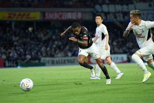 川崎Fが首位横浜FMへ勝点2差に迫るか？　鹿島が踏みとどまるか？　上位対決キックオフ！