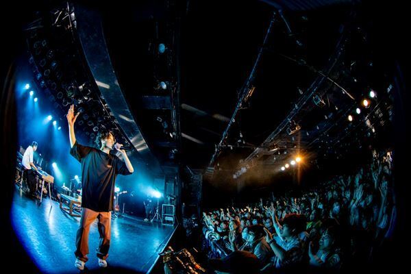 【ライブレポート】スペシャルゲストも登場したimase 1st Live『POP OVER』（追加公演）