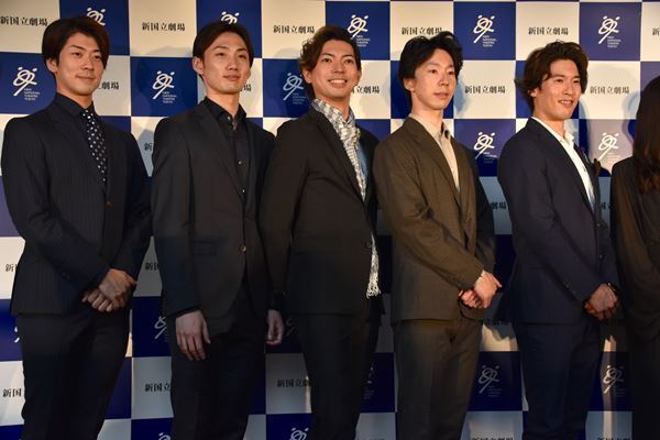 吉田都「演じる楽しさを感じてもらえたら」　新国立劇場バレエ団『白鳥の湖』一年越しの開幕へ