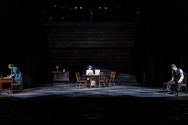 愛する息子を戦地に送り込んだ父親の胸中は？　演出・上村聡史による舞台『My Boy Jack』開幕