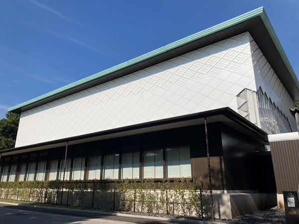 皇居三の丸尚蔵館リニューアルオープン！　伊藤若冲《動植綵絵》ほか同館所蔵の国宝4件を公開