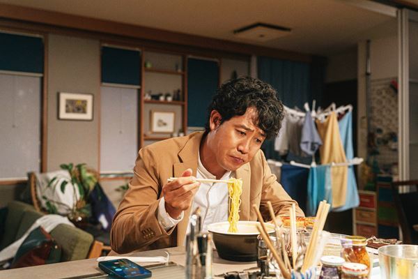 娘役の永野芽郁の告白に大泉洋が困惑!?　映画『こんにちは、母さん』本編映像＆場面写真公開