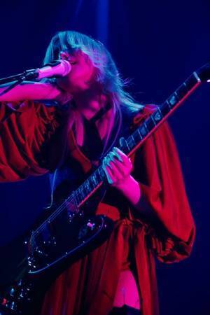 Cö shu Nie×澤野弘之『HIGH FIVE 2022』ラスト福岡公演オフィシャルレポート