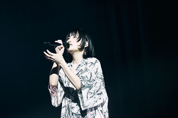 Cö shu Nie×澤野弘之『HIGH FIVE 2022』ラスト福岡公演オフィシャルレポート