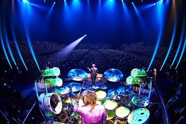 LUNA SEA、13ヵ月ぶりステージで魅せた覚悟と希望 『RELOAD』さいたまスーパーアリーナ公演レポート