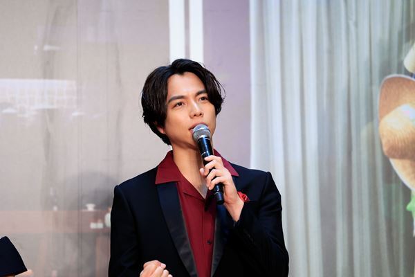 重岡大毅「美雪は、令和の新しいホラーアイコンになる」映画『禁じられた遊び』完成披露イベントレポート