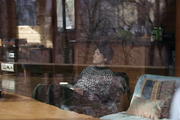 【独占ロングインタビュー】“聴いたことのない「さくら」がここにある”　 森山直太朗、20周年を締めくくる弾き語りベストアルバムを語る