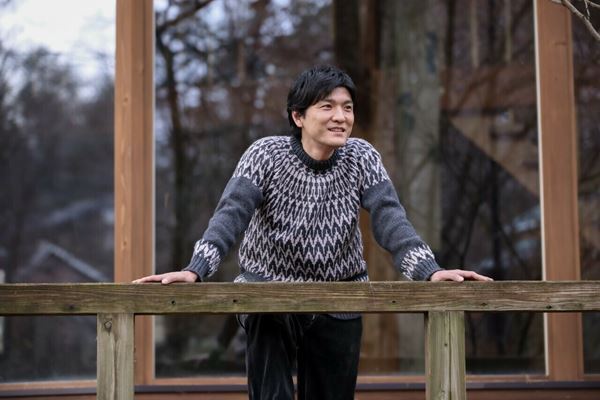 【独占ロングインタビュー】“聴いたことのない「さくら」がここにある”　 森山直太朗、20周年を締めくくる弾き語りベストアルバムを語る