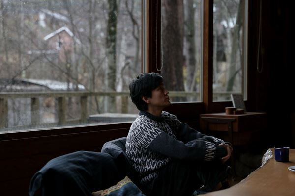 【独占ロングインタビュー】“聴いたことのない「さくら」がここにある”　 森山直太朗、20周年を締めくくる弾き語りベストアルバムを語る