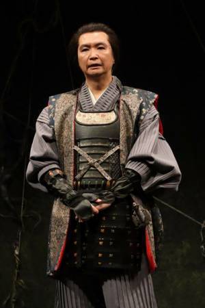 早乙女太一＆倉科カナ『蜘蛛巣城』開幕、人間の“業”を若々しい夫婦に乗せて